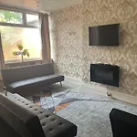 Droylsden House Prázdninový dům