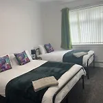 Droylsden House * Manchester