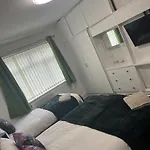 Prázdninový dům Droylsden House *