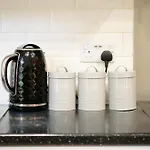 Autumn Breeze - 2br - Sofa Bed - Wifi - - - Didsbury Apartment Manchester