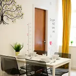 Autumn Breeze - 2Br - Sofa Bed - Wifi - - Central - Didsbury