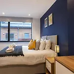 Daire Contemporary 1 Bedroom In Centre *