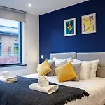 Contemporary 1 Bedroom In Centre Manchester