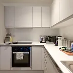 Contemporary 1 Bedroom In Centre * Manchester