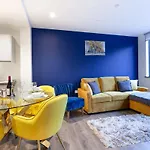 Contemporary 1 Bedroom In Centre Daire
