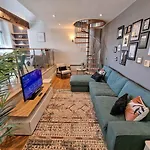 3 Bed Piccadilly Duplex City Centre Holiday home *