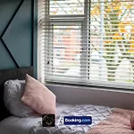 Cosy 3-bed House L Garden L Free Parking L Stretford L Sleeps 7 L Book Today With The Cosy Corner Nationwide