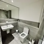 Apartmán Conveniently Located One Bed In Old Trafford