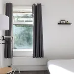 Veekem Cosy Holiday home *
