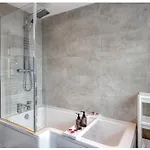 Contractors & Relocation Haven, 3bd House, Secure Off-site Parking & Office Space * Manchester