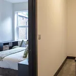 New! Stylish & Modern With Free Parking! Book Now! * Manchester