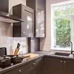 New! Stylish & Modern With Free Parking! Book Now! * Manchester