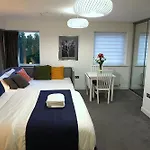 Luxury - Pick A - Free Parking & Kitchen Access, Near Etihad Stadium, The Coop Live & Piccadilly Station, * Manchester