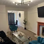 Apartmán 3 Bedroom Close To Stadium And Coop Live