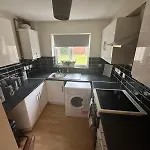 3 Bedroom Close To Stadium And Coop Live Apartmán *