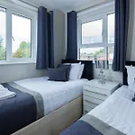Riverside Villas Вилла