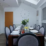 Riverside Villas Вилла *
