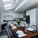 Riverside Villas Вилла