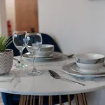 1 Bed Media Flat Free Parking *