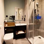 - The Niu, Loom North By Ihg 3*