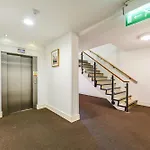 Luxury Prime Location Flat 公寓