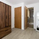 2 Bed Media Flat Salford Quays
