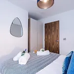 Apartmán Sleek In By 53 Degrees Property, Ideal For Couples, Amazing Location! *