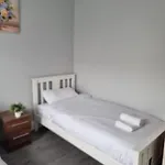 Newly Refurbished 2- Bed Stylish アパート
