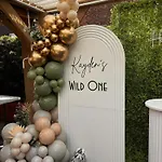 Maison d'hôtes Hendham House - Near Etihad Stadium, Coop Live Arena, Ao Arena, Piccadilly Train Station & Centre Manchester