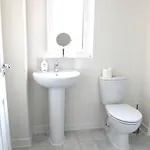 Private Bedroom In Unique Luxury House, Salford, Pansiyon *