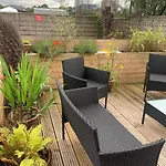 5 Bedrm Hse! Ev! & Nr Citycentre! Prázdninový dům