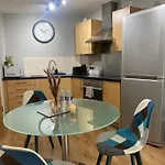 Mcr-2bed2bathaptparkinglux Canal Daire *