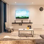 Apartment Luxury 2 Bed Penthouse With Stunning Views In Centre Manchester