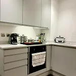 Lets Sa I 2bed 2bath L Waterfront L Private Balcony I Relaxing Retreat I Great Location Manchester