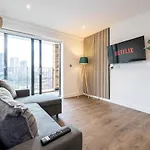 Manchestercentre , Salford, Lakeside Apartment *