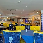 B&B Hotel Manchester Sportcity Otel 3*
