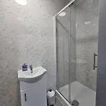 Landcross Co-living - Private Self-cater Prázdninový dům