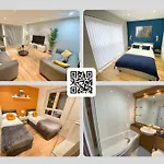 Large 5-bed Centre Townhouse With Secure Parking Tatil Evi