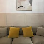 Traditonal House - Etihad -games Room-free Parking *