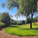 Bredon Hill Shepherds Hut & Hot Tub Manchester