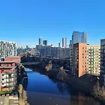 Lets Sa I 2bed 2bath L Waterfront L Private Balcony I Relaxing Retreat I Great Location Apartmán