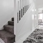 Stylish5 Bed By Etihad And Coop Live