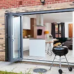 Prázdninový dům Large 5 Bedroom House 6 Beds Ideal For Contractors Manchester