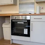 Premium 2Br Retreat For Long Stays شقة مانشستر