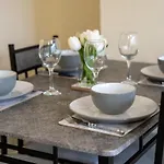 Apartamento Stylish 2Br Haven For Long-Term Guests *