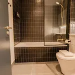 Marron 2br & Walks Manchester