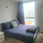 Spectacular Private Bedroom In 2 Bedroom Manchester