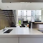 Amazing Skyline Views 3br Duplex With Free Parking *