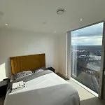 3bed Sleeps 6 - With Wifi *