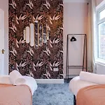 Newly Renovated 5 Bedroom Home-manchester Hébergement de vacances *